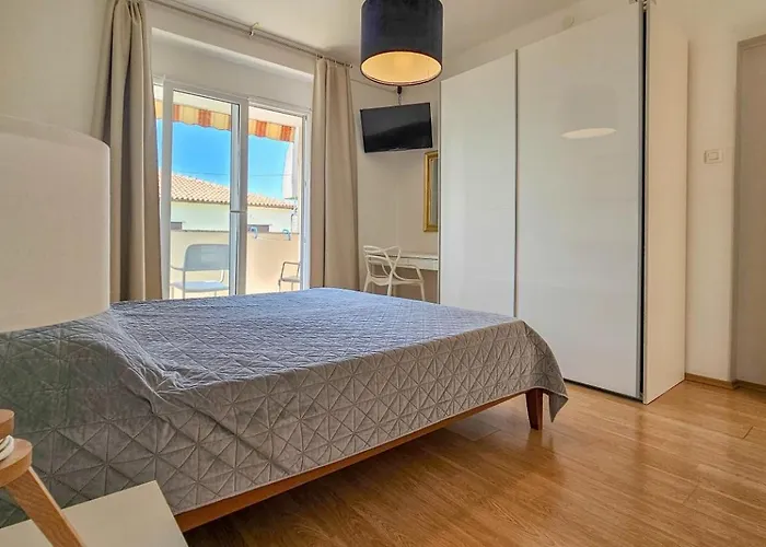 Viviana Red Novigrad Istria